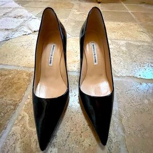 Manolo Blahnik Black Patent Leather Pumps